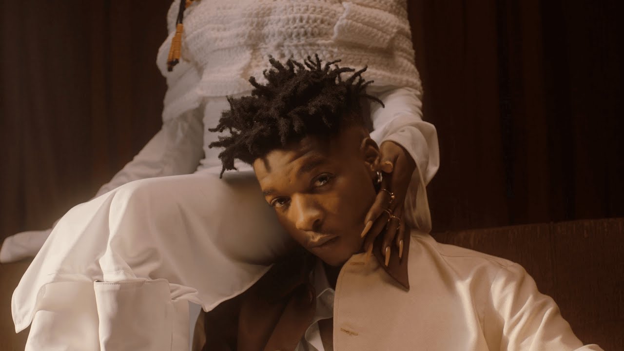 Magixx – Love Don’t Cost A Dime (Official Video)