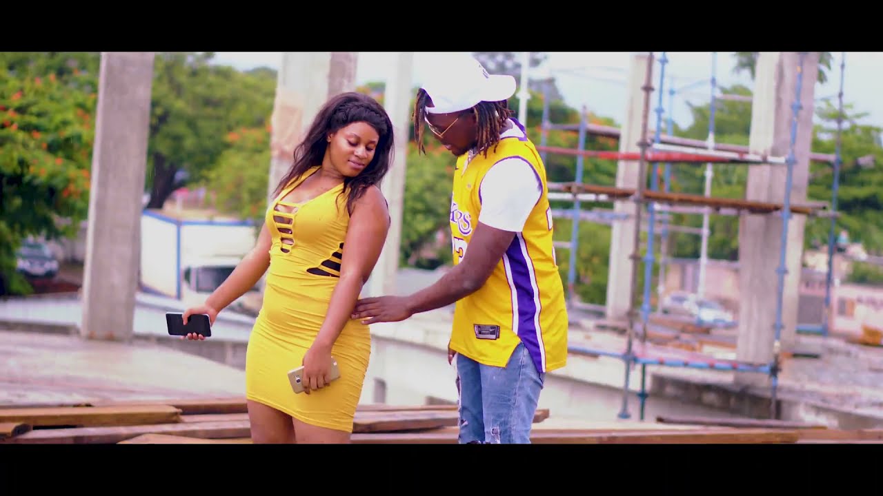 Hush Tiger - Amakwebo (Video + MP3)