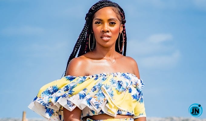 Watch Video: Tiwa Savage alleged sXX video