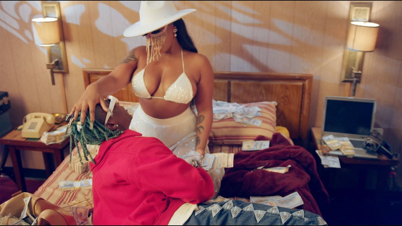 Victoria Kimani ft. Bella Shmurda - Gimme Money Mp3