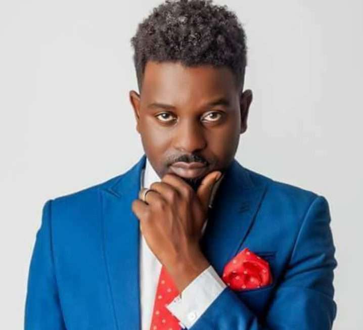 Petersen - Bwana Ni Munthu Nae Mp3
