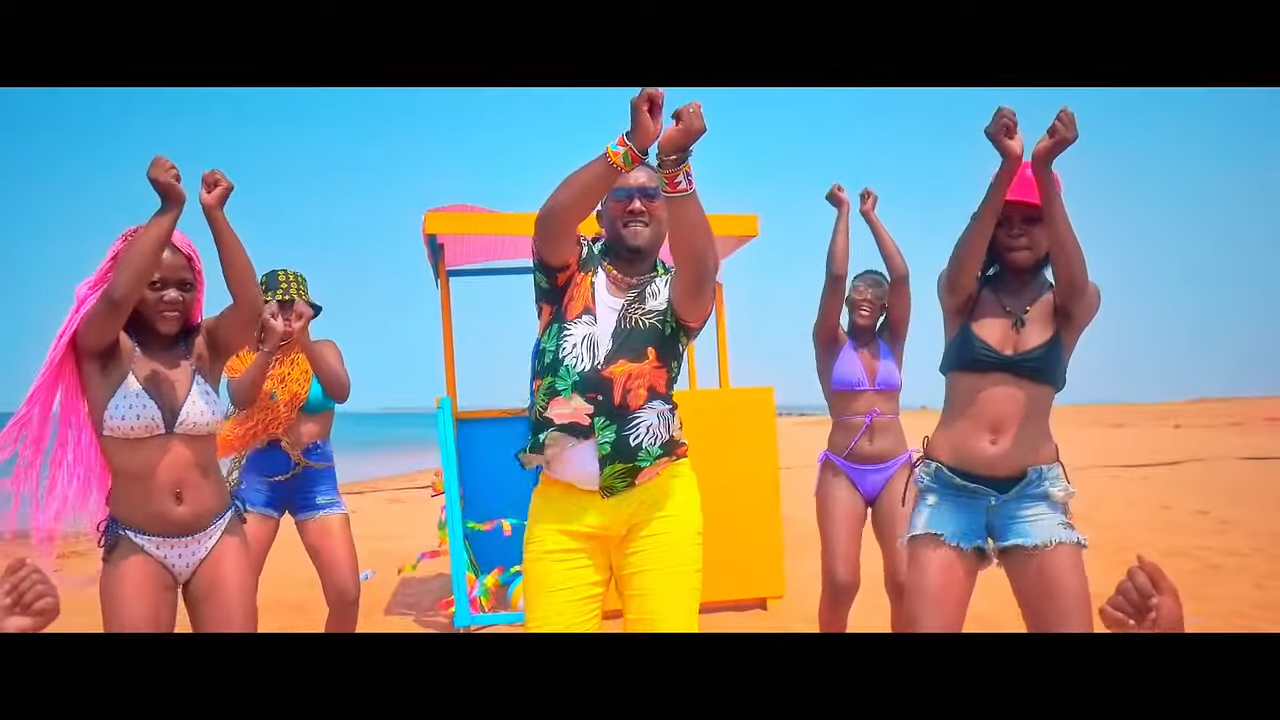 Mshosholoza ft Daxon - Sinakangiwe & Wakumutima ft. Hamoba (Official Videos)