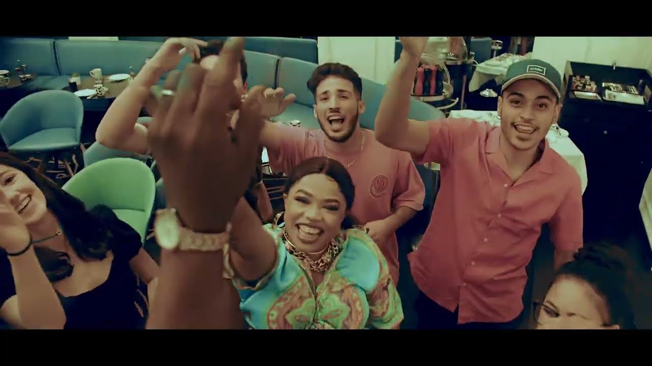 Blanche Bailly - Happy Birthday (Official Video)