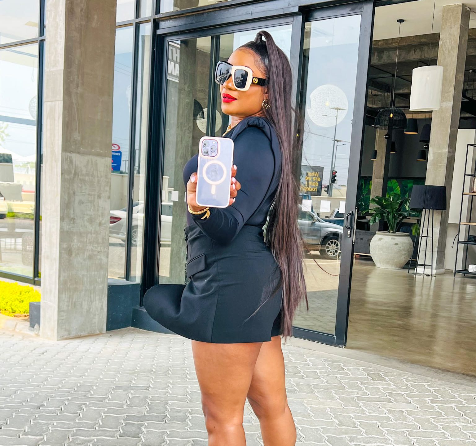 Watch Mutale Mwanza buys the most expensive iPhone in Zambia at K87, 500