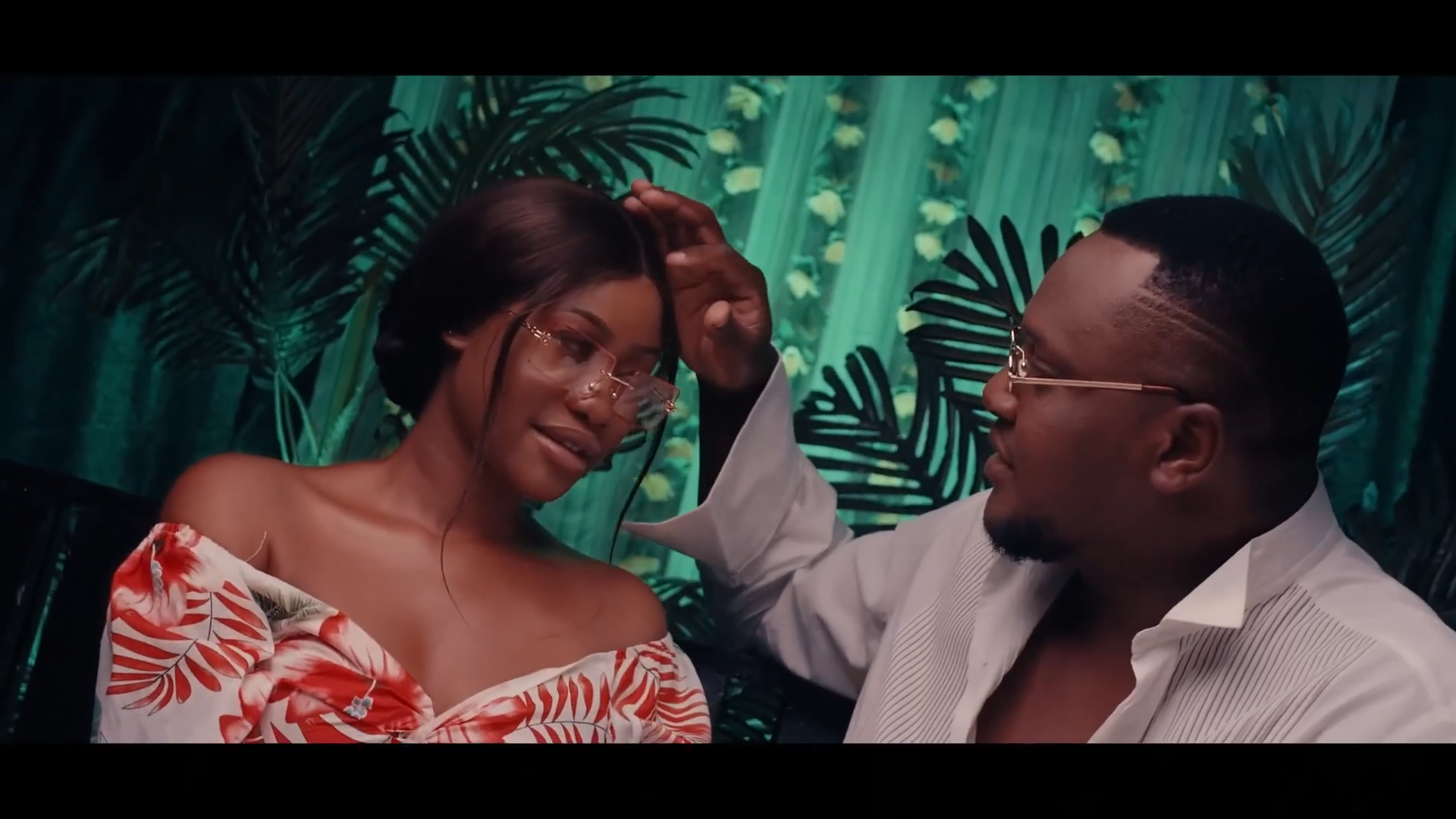 Esii ft. T-Sean - You Deserve It Video