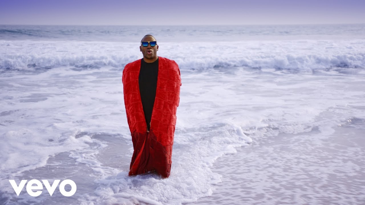 Mokobé ft. Fally Ipupa - Carré Video