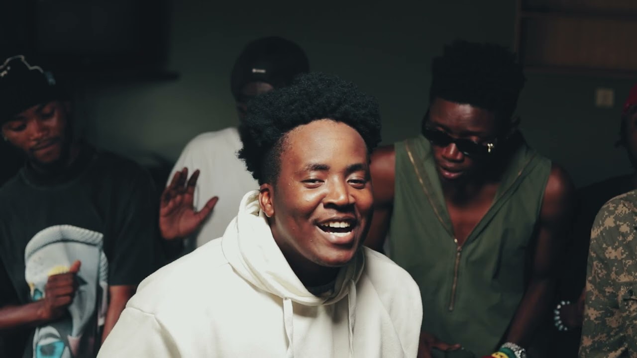 Julai ft. Ndine Emma - Hot Mummy Visualizer