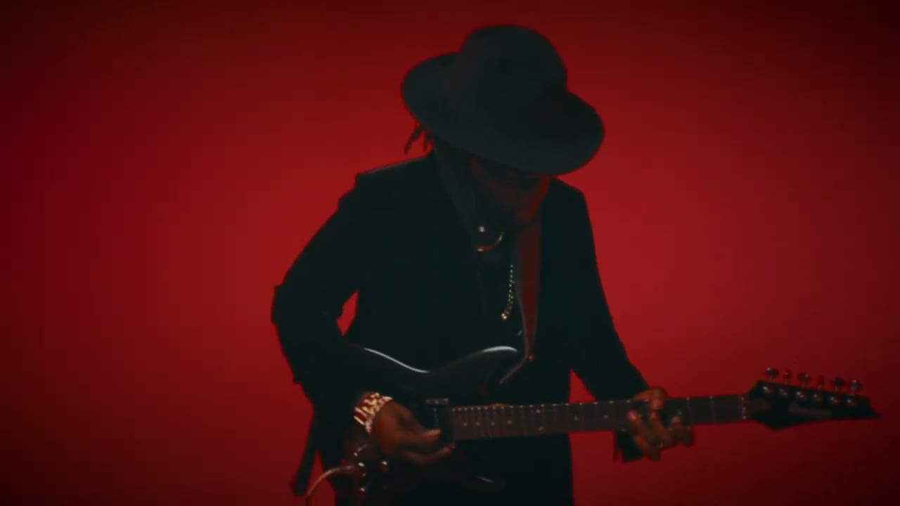 Mumba Yachi - The Fool Video