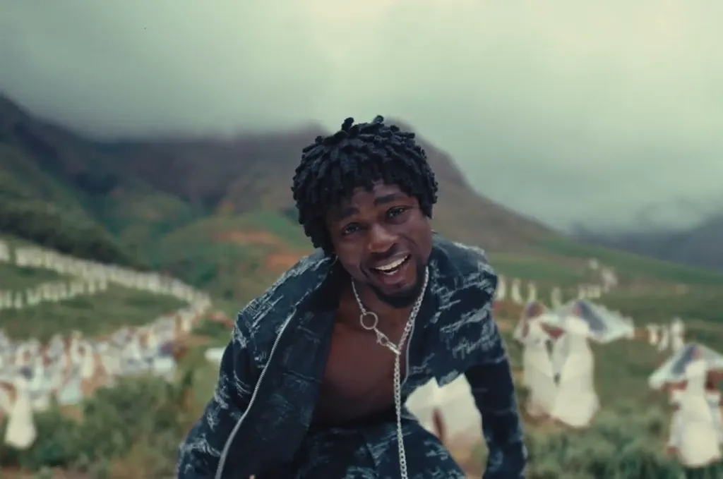 Omah Lay - Holy Ghost