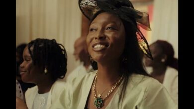 Simi ft. Kizz Daniel - Day By Day (Visualizer)