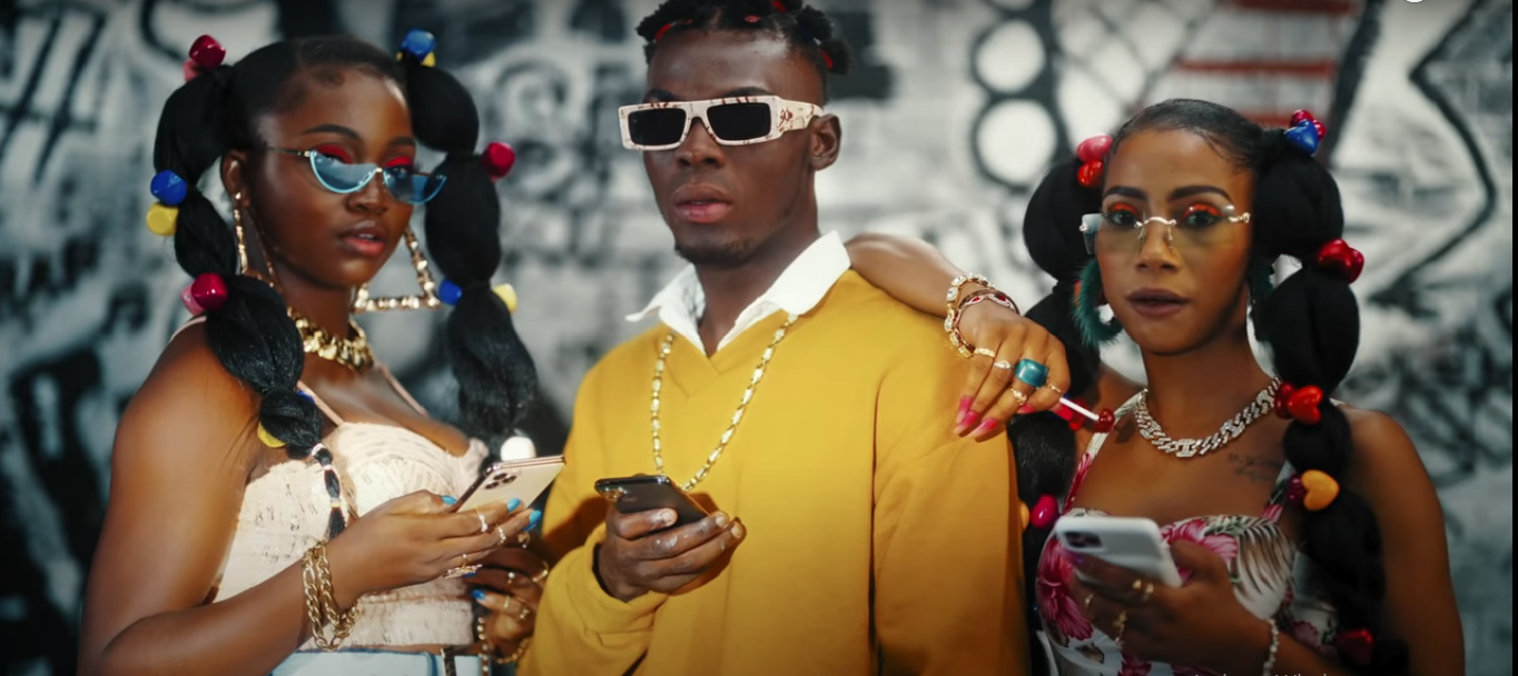 Teni - Moslado (Official Music Video)