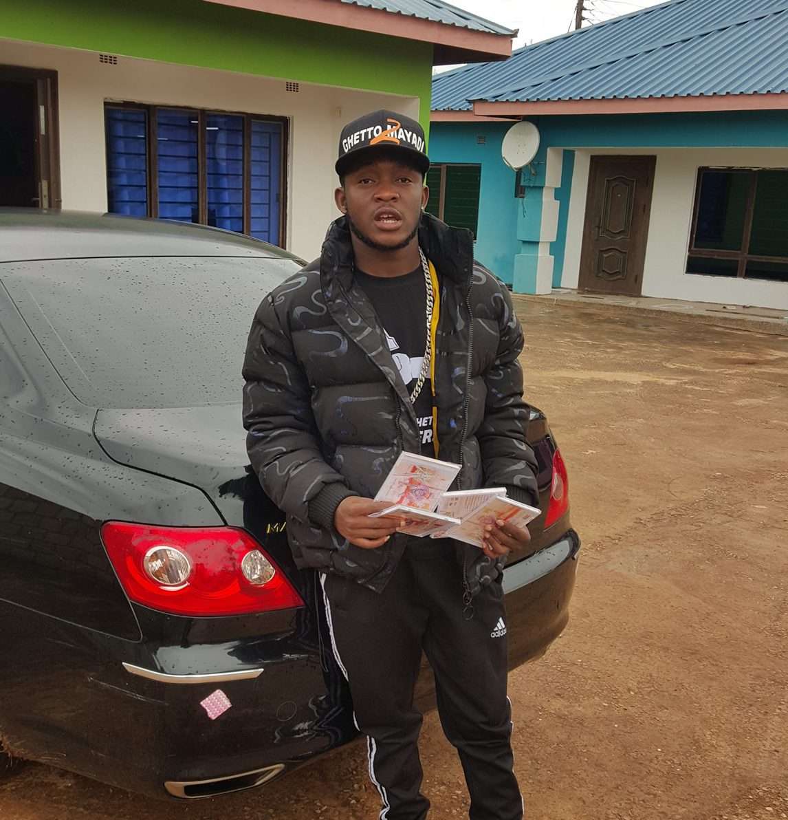 Dizmo sells a copy of Ghetto 2 Mayadi at K20 000