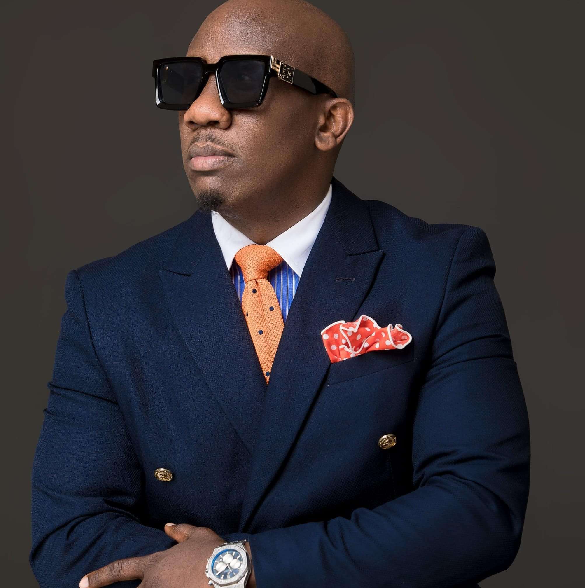 Pastor Jimmy K milked K300,000 by two women