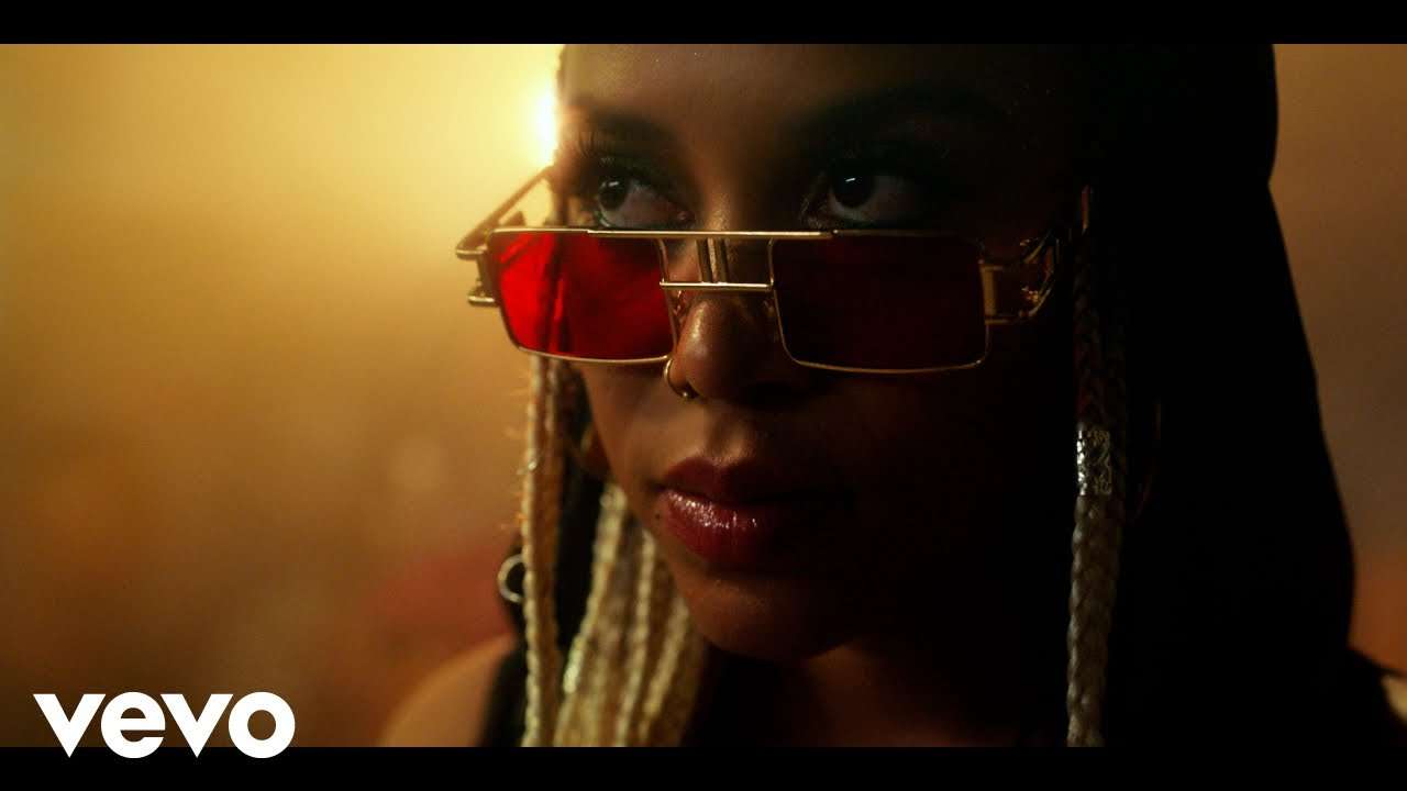 Sho Madjozi ft. DDG - Toro (Official Video)