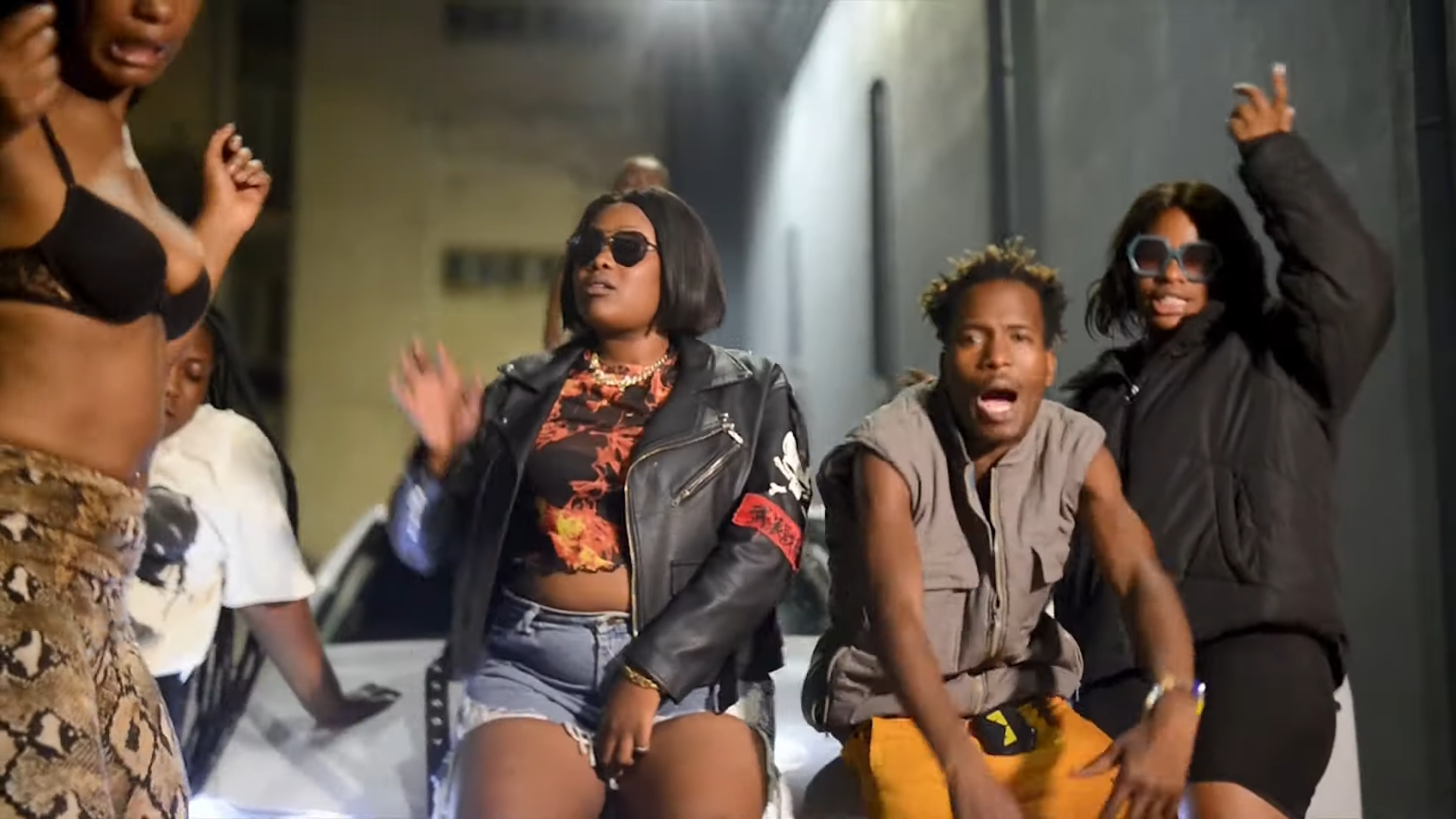 Y Celeb ft. Xaven & Super Kena - Nkolwe (Official Video)