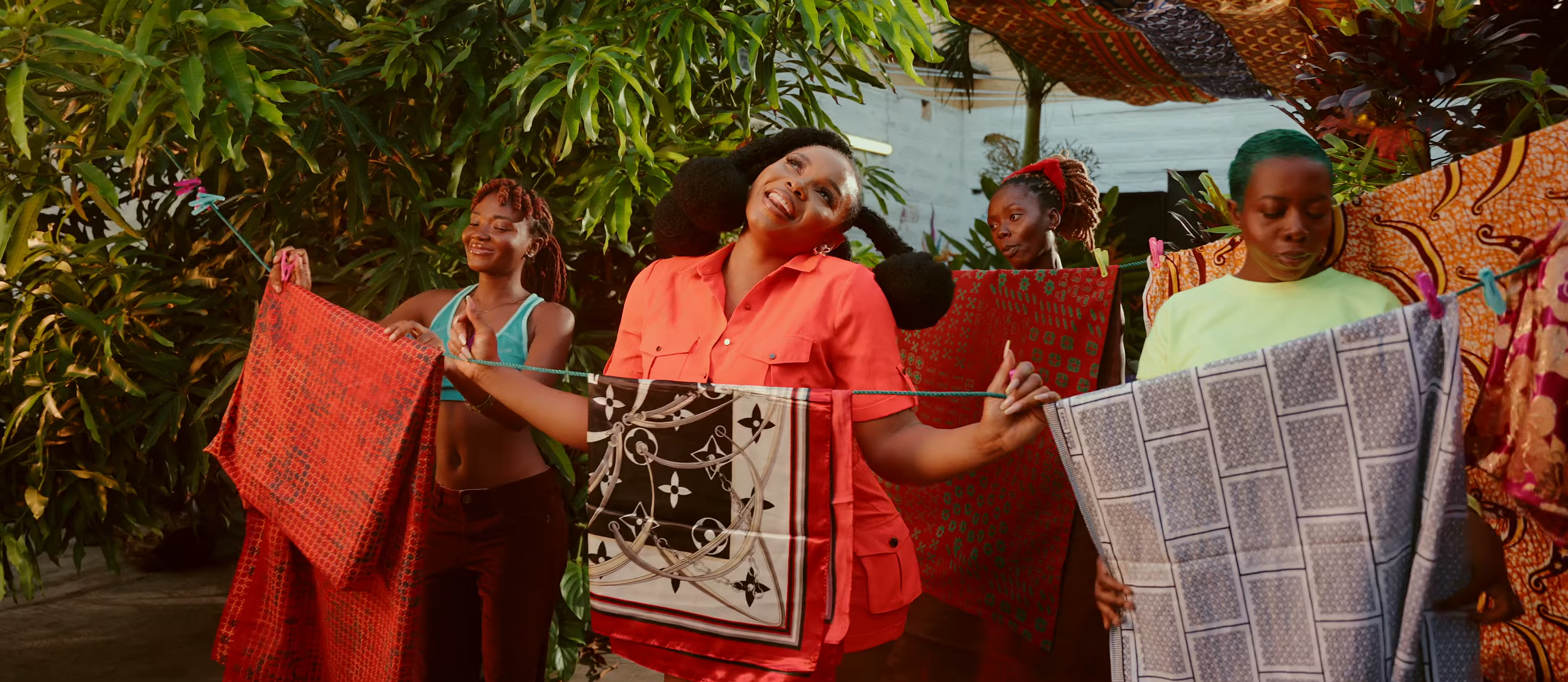 Yemi Alade ft. Bisa Kdei - Jo Jo Video