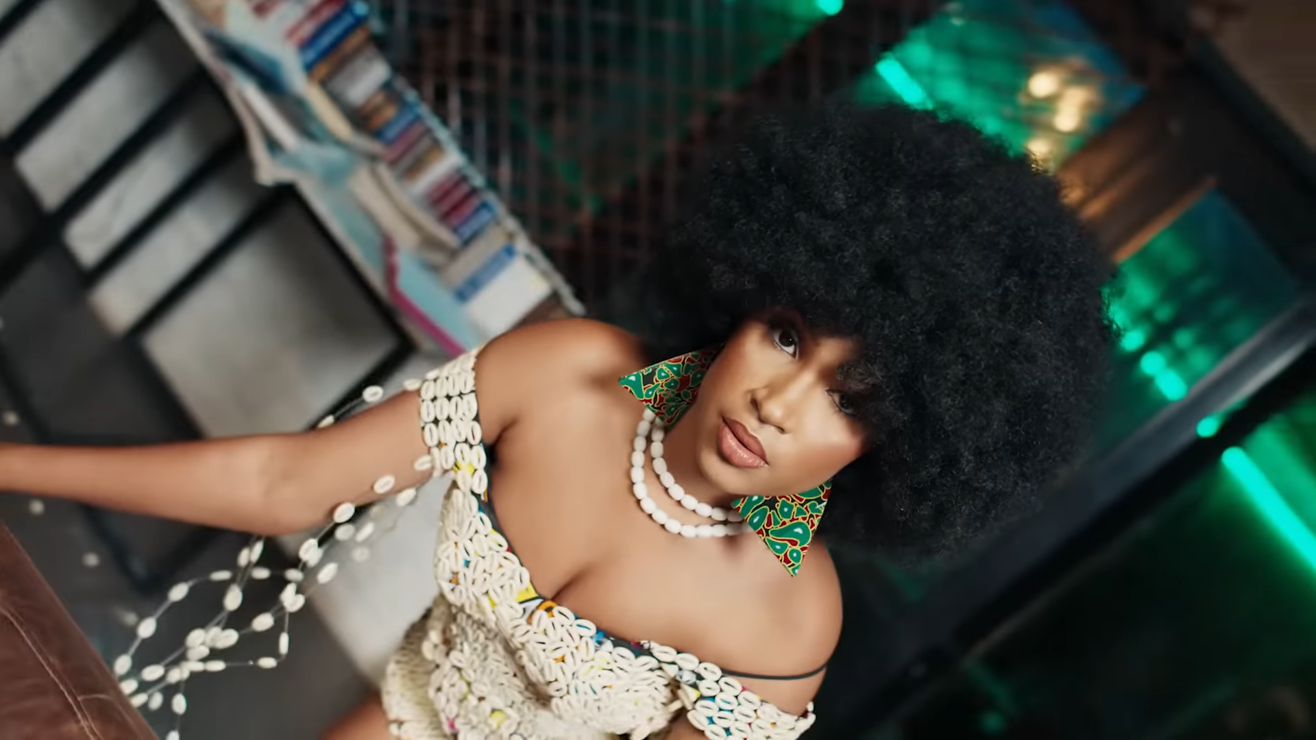 Wande Coal - Let Them Know Video