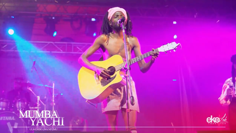 Mumba Yachi performs ‘Ulwendo Lwa Mfumu’ Live