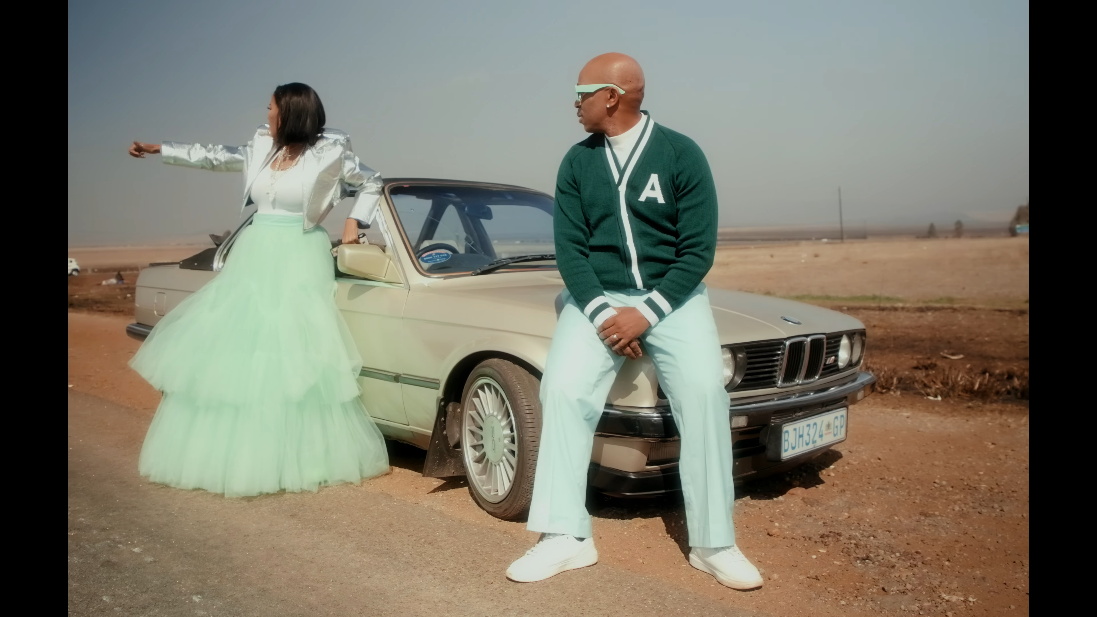 Mafikizolo - Uhamba Nathi Video