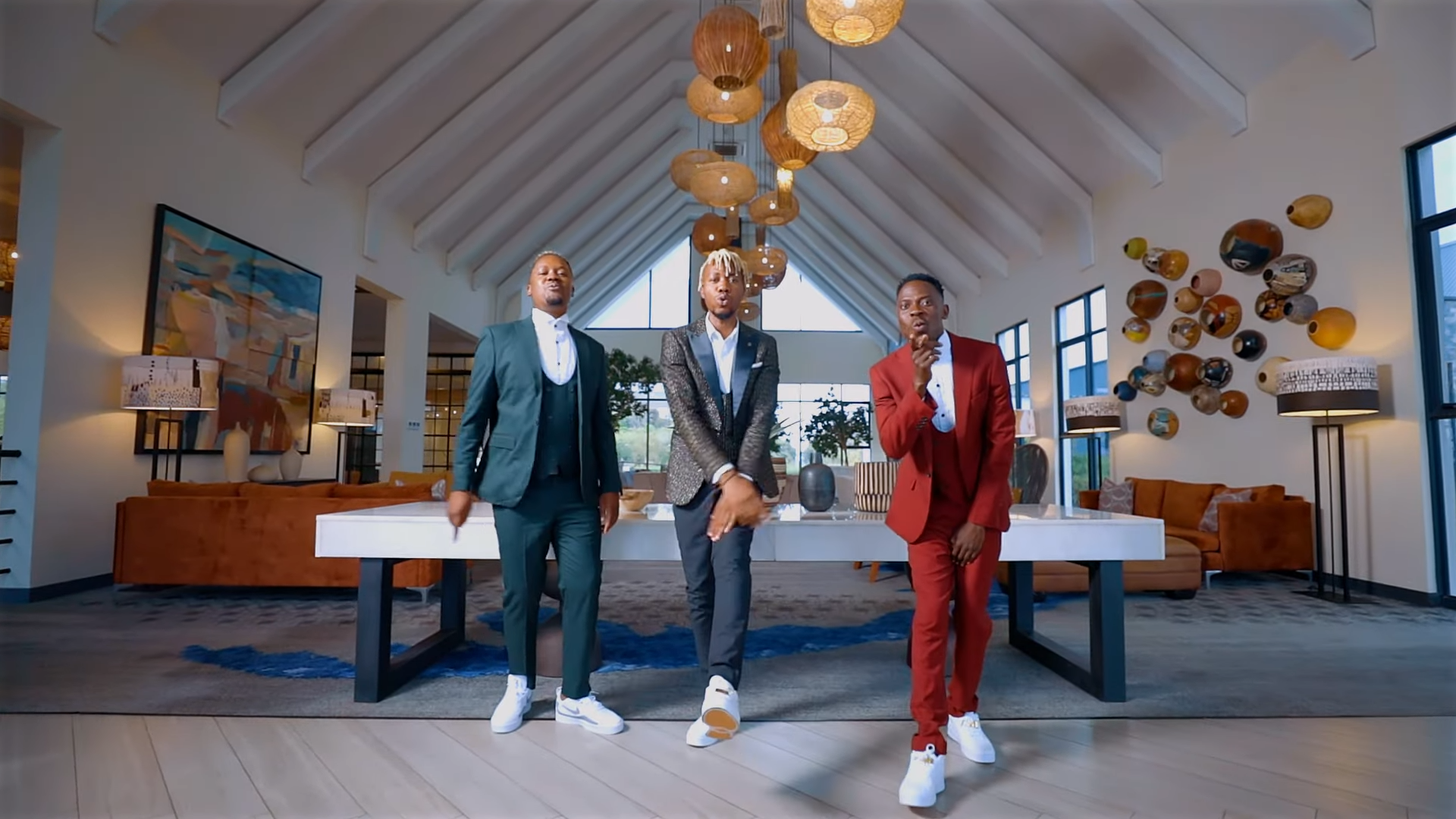 Organized Family ft. Slap Dee – Dogs Video