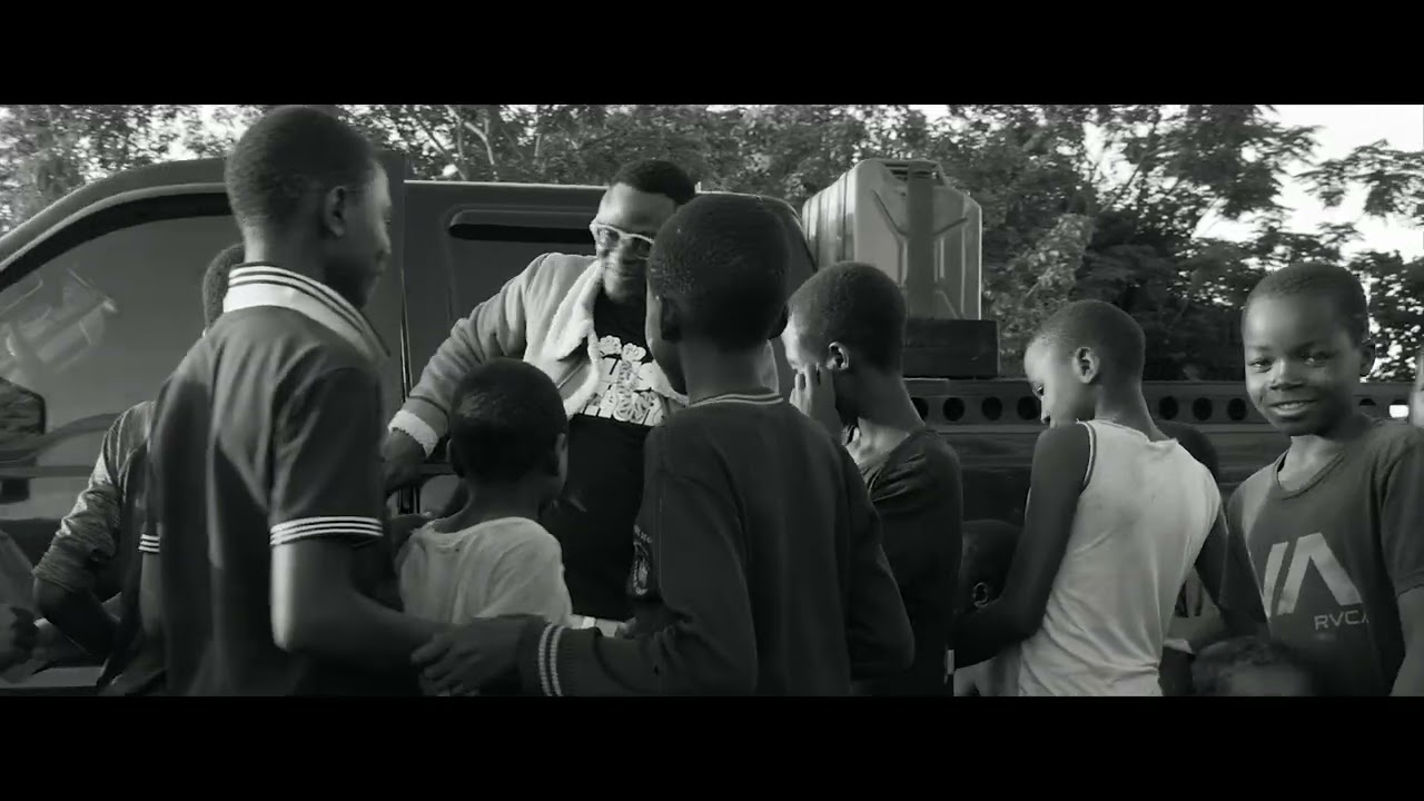 Alpha Romeo ft. Vusi Fortune – Akacelo Video