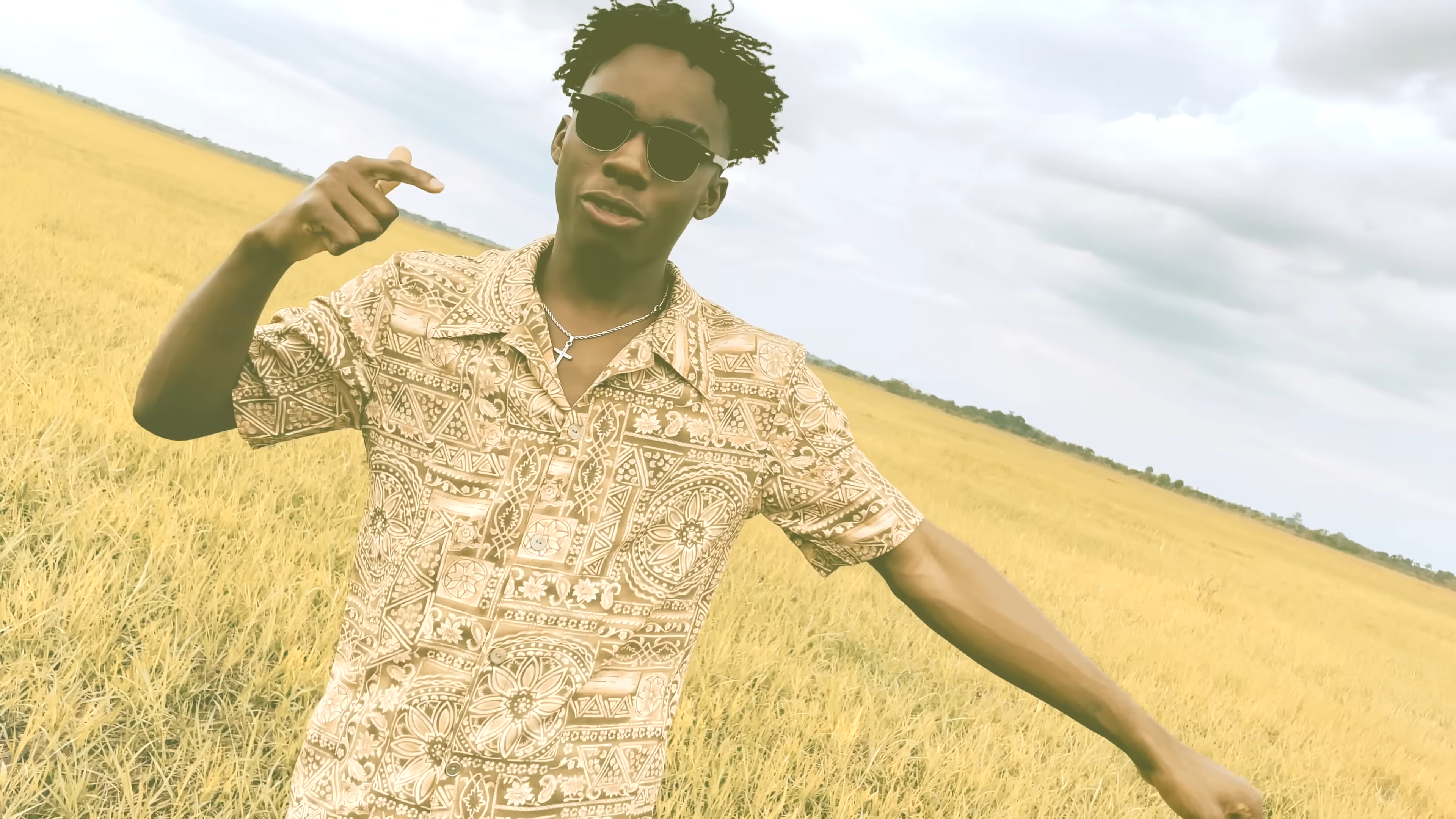 Eli Njuchi - Mije Video