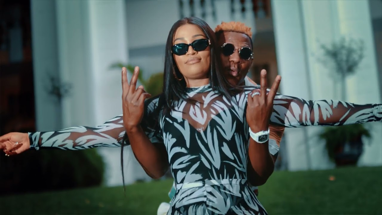 Rich Bizzy ft. Bontle Smith - Falling Video