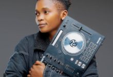 Waxy Kay - Takumbuka Mp3