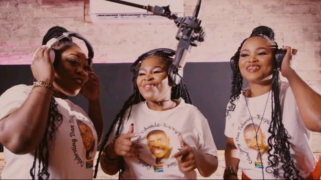 Wanitwa Mos Drops Visuals For 'Keneilwe' Featuring Dalom Kids