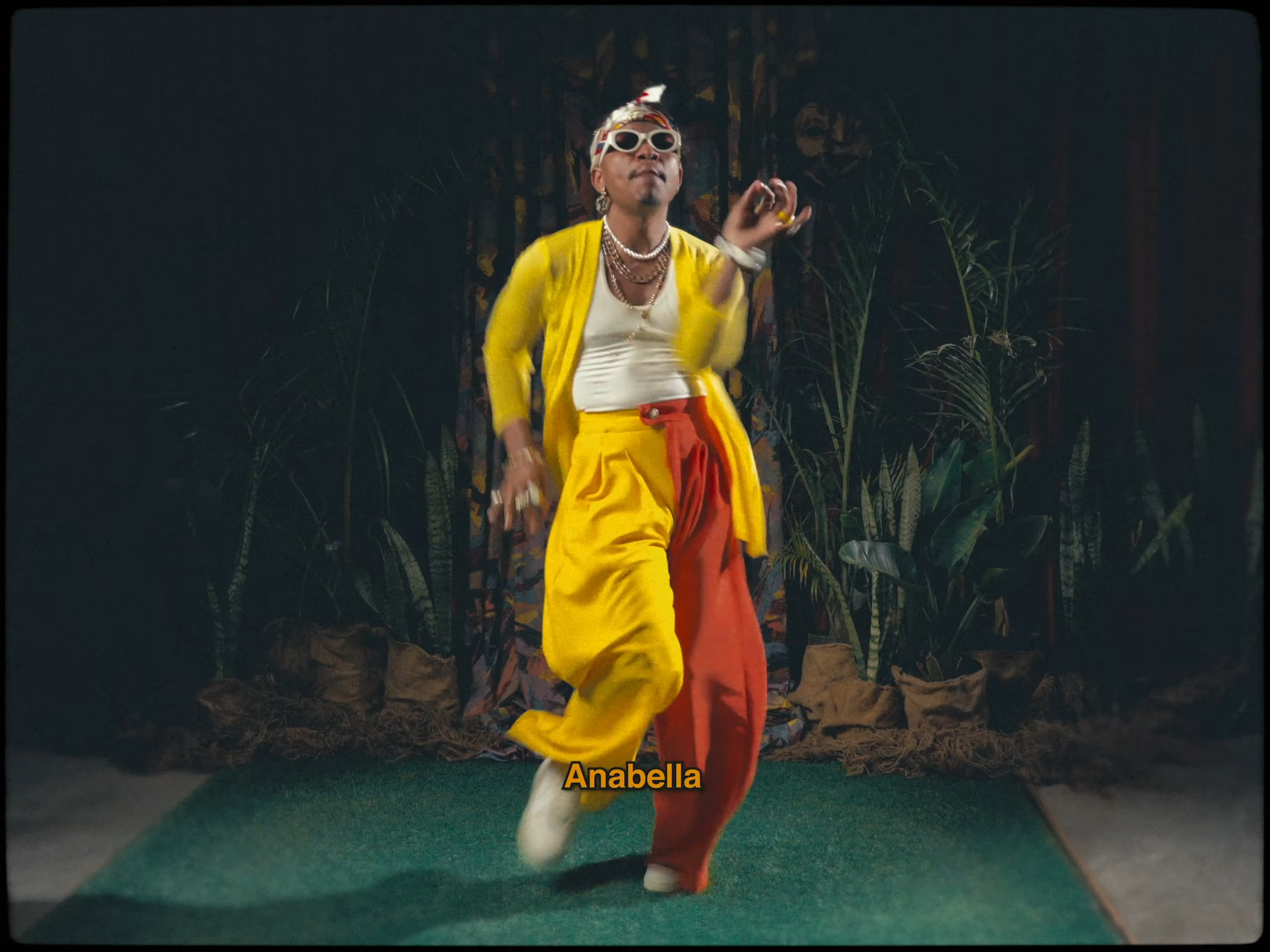Tio Nason ft. Connell Thompson - Anabella Visualizer