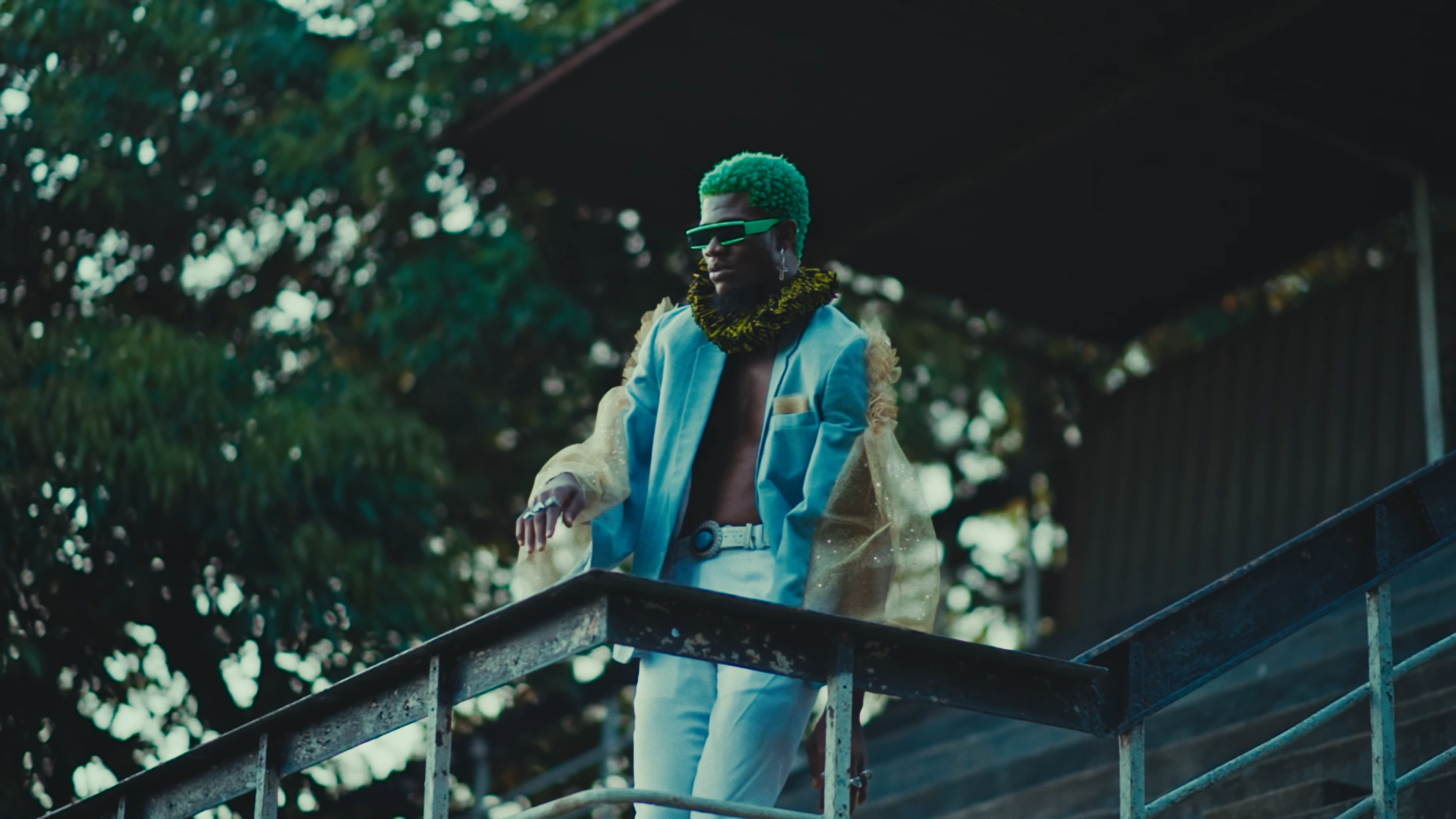 T-Low ft. Chef 187 & Mikha'el - Butterfly Vibes Video
