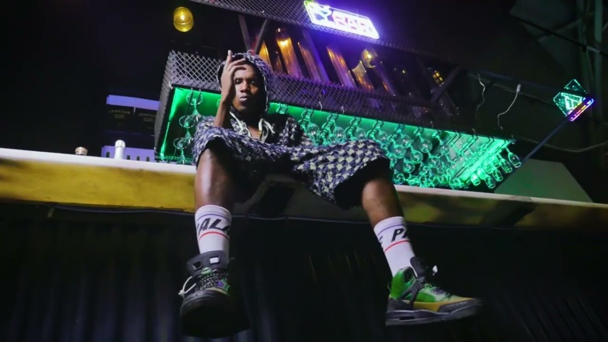 Y Celeb ft. Ranjie Barbeie Zm - Ndeumfwafye Video