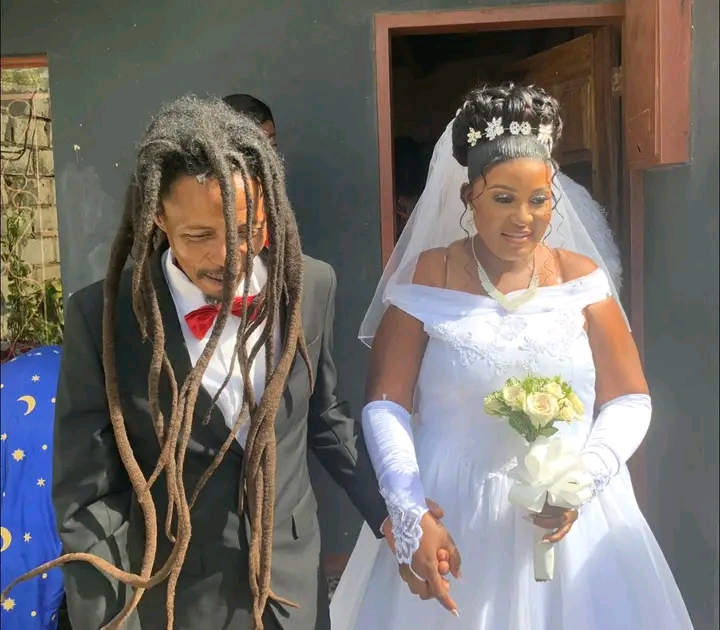 Where's Sister D People React As New Wedding Pictures Emerge