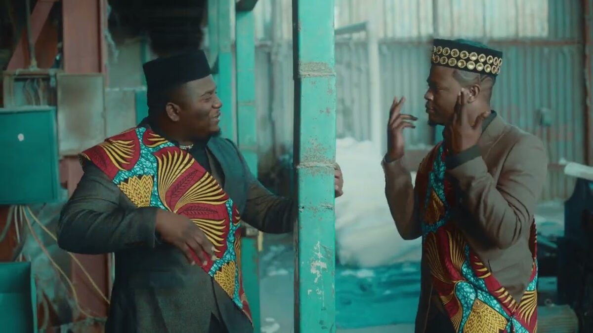Stevo ft. Vinchenzo - Life Coach (Official Video)