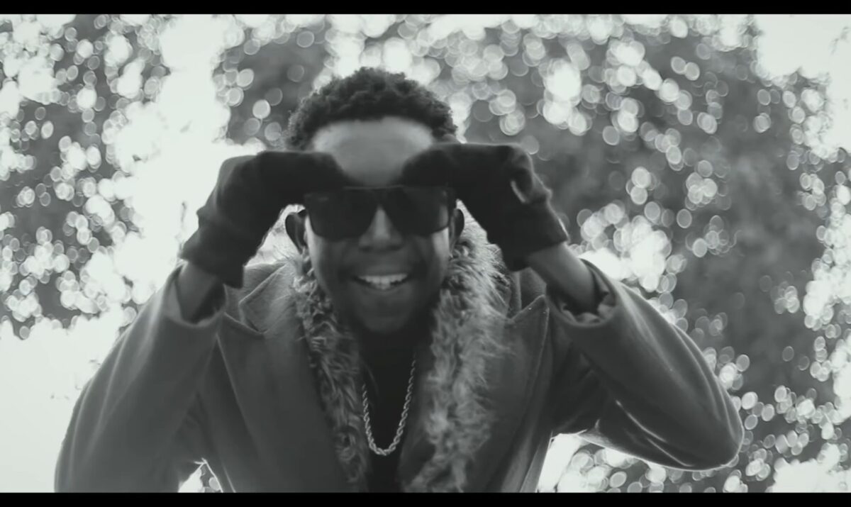 Mikha’el ft. Mapsloly - Ilelanga (Visualizer)