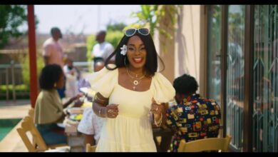 Theresa Phondo ft. Namadingo - Nditayenda Nanu (Official Video)