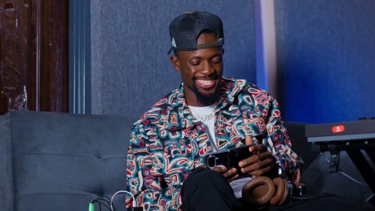 Chile One – Ba Neighbor (Studio Session Visualizer)
