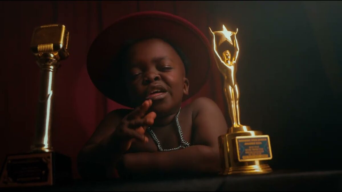 Super Kena ft. Dizo West - My Village People (Official Video)